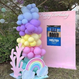 كشك ماكينة الآيس كريم