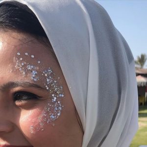 بريق الوجه و الجسم