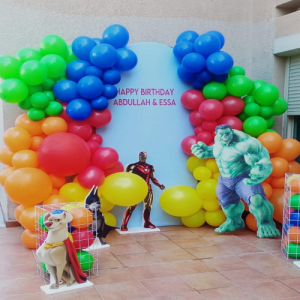 خلفية الأبطال